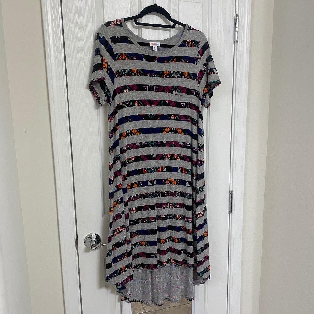 Gently Used LulaRoe (M) Carly Dress